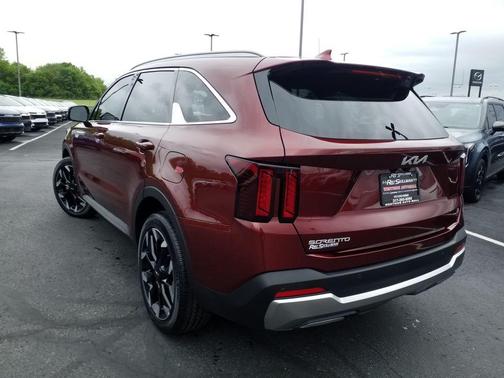 2025 Kia Sorento EX