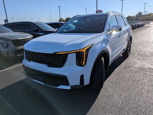 2026 Kia Sorento S
