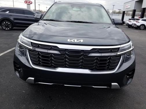 2025 Kia Seltos EX