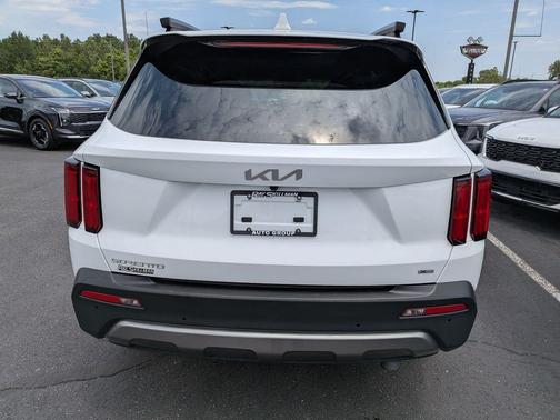 White Pearl 2023 Kia Sorento X-Line SX Prestige