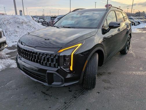 2026 Kia Sportage Plug-In Hybrid X-Line
