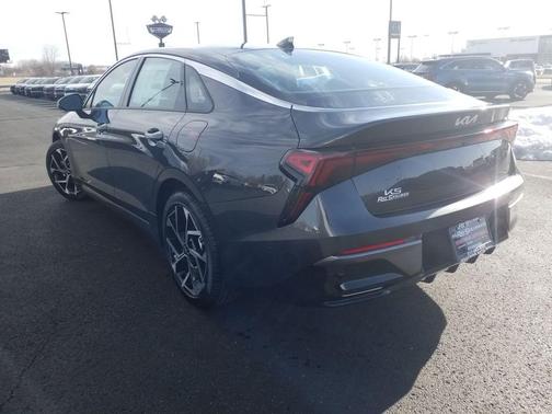 2025 Kia K5 EX