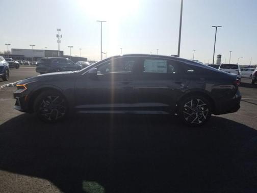 2025 Kia K5 EX
