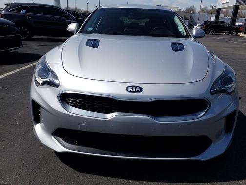2018 Kia Stinger Base