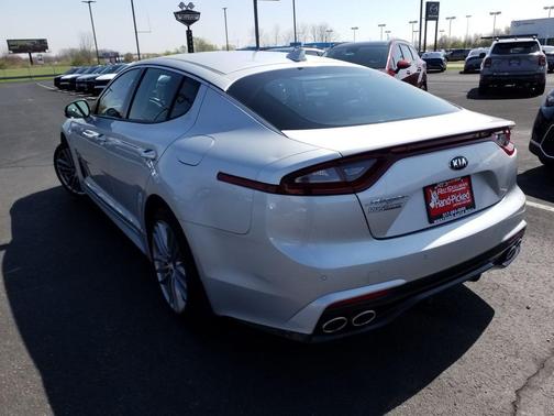 2018 Kia Stinger Base