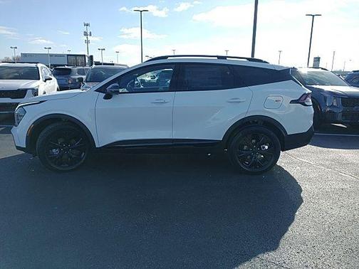 2025 Kia Sportage Plug-In Hybrid X-Line