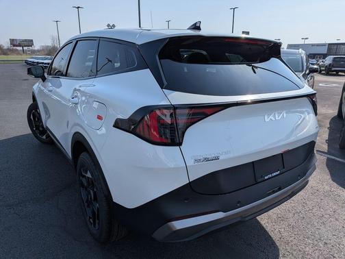 Snow White Pearl 2026 Kia Sportage Hybrid S