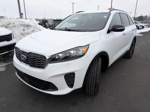 2020 Kia Sorento S
