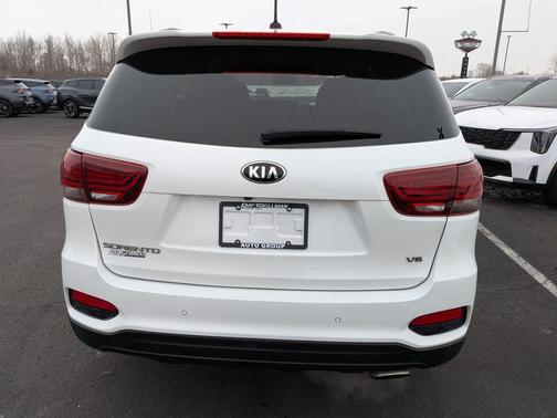 2020 Kia Sorento S