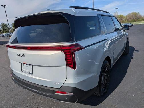 Ivory 2026 Kia Carnival Hybrid SX Prestige