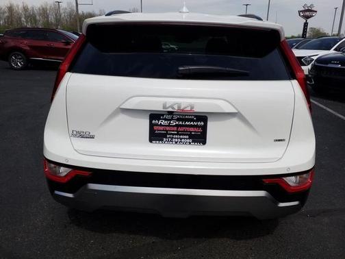 2025 Kia Niro EX Touring