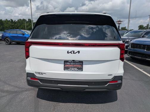 2026 Kia Carnival SX