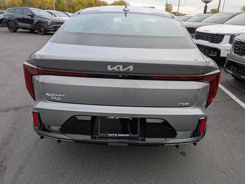 2025 Kia K4 GT-Line