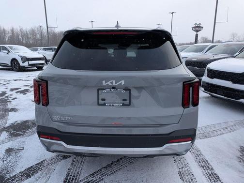 Wolf Gray 2026 Kia Sorento S