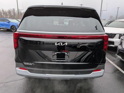 Aurora Black Pearl 2026 Kia Carnival LXS