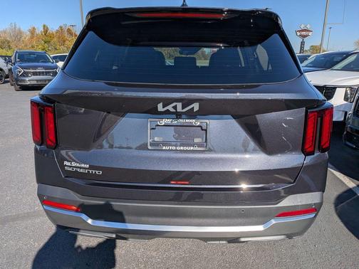 2026 Kia Sorento S