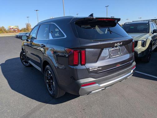 2026 Kia Sorento S