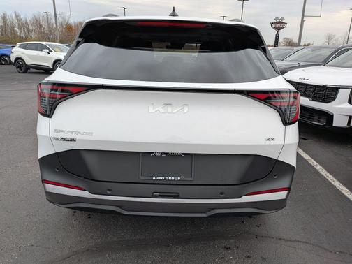 2026 Kia Sportage EX