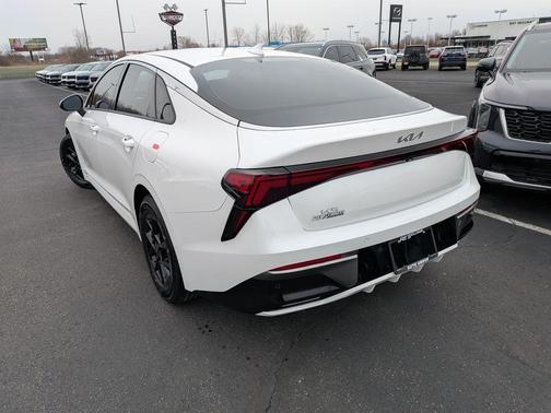 2026 Kia K5 LXS