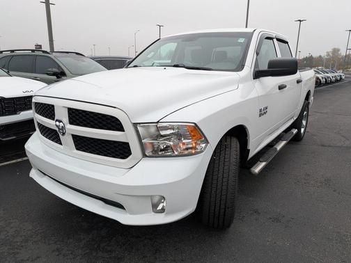 2017 RAM 1500 Express
