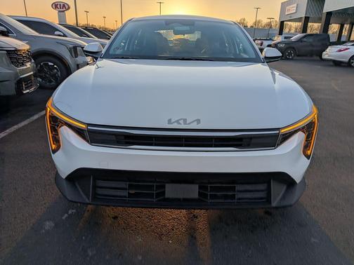 2026 Kia K4 LX