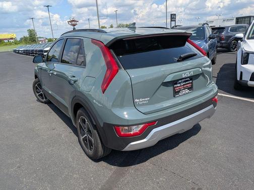 2023 Kia Niro EX