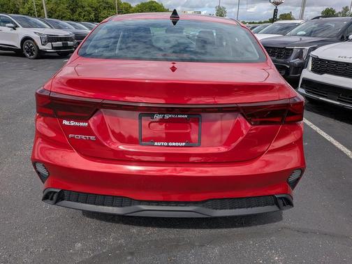 Currant Red 2024 Kia Forte LXS