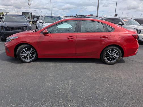Currant Red 2024 Kia Forte LXS