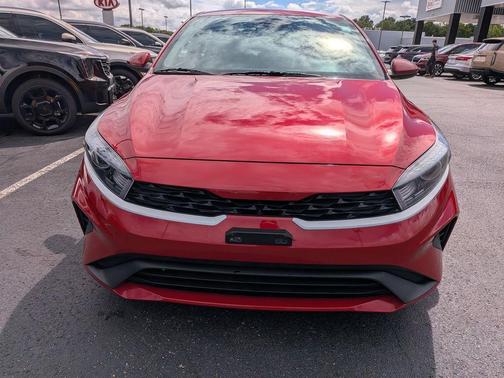 Currant Red 2024 Kia Forte LXS