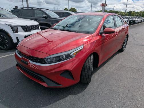 Currant Red 2024 Kia Forte LXS