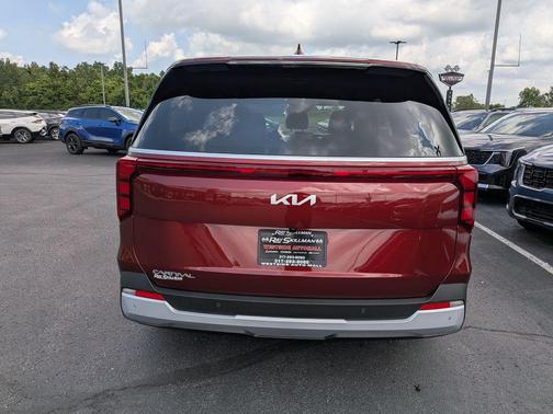 2025 Kia Carnival LXS