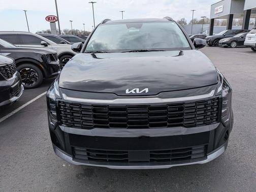 Ebony Black 2026 Kia Sportage EX