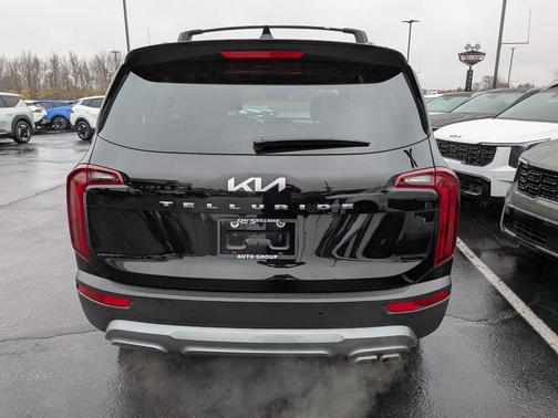 2022 Kia Telluride S