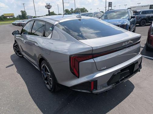 2025 Kia K4 GT-Line