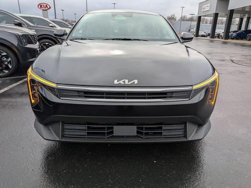 2026 Kia K4 LX