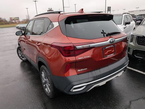 2021 Kia Seltos S
