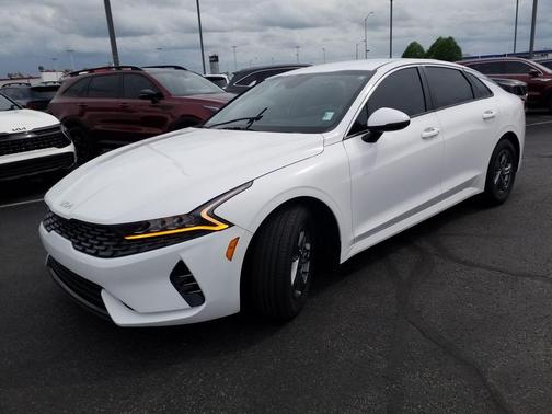 2023 Kia K5 LXS