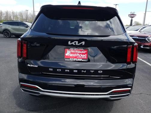 2022 Kia Sorento S