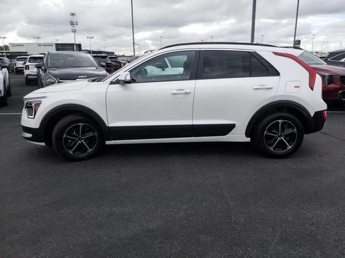 2025 Kia Niro EX