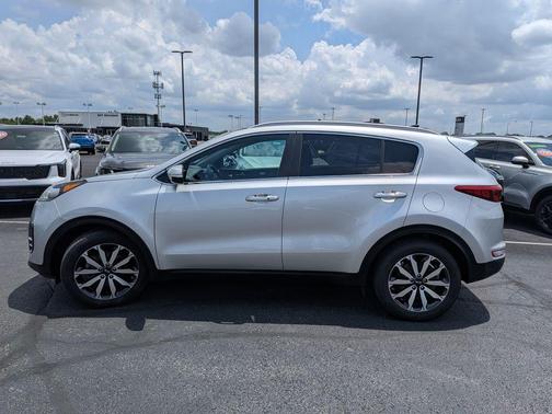 Sparkling Silver 2017 Kia Sportage EX