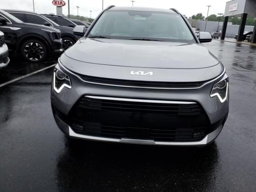 2025 Kia Niro EX Touring