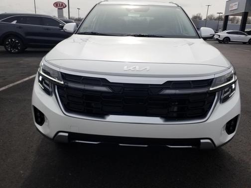 2025 Kia Seltos SX