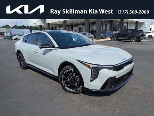 2025 Kia K4 GT-Line