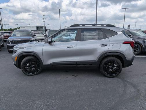 2025 Kia Seltos X-Line