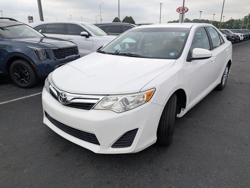2013 Toyota Camry LE