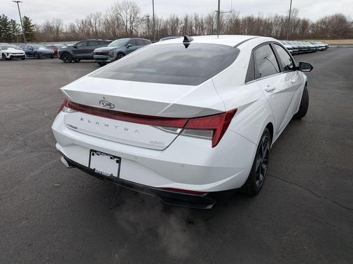 2023 Hyundai ELANTRA HEV Limited