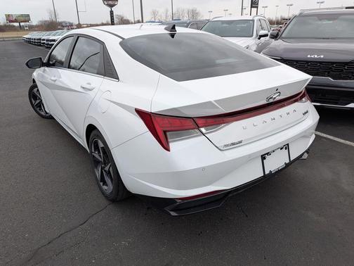 2023 Hyundai ELANTRA HEV Limited