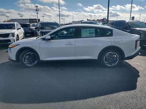 2025 Kia K4 EX