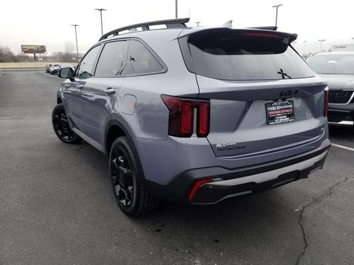 2025 Kia Sorento X-Line EX