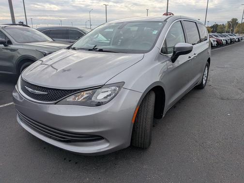 2017 Chrysler Pacifica Touring